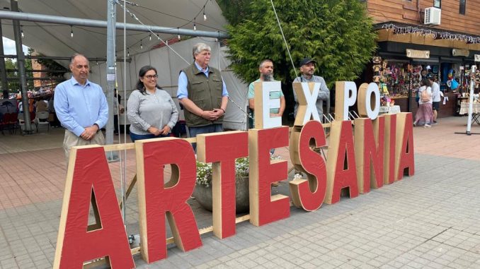 Villarrica. Los artesanos de excelencia del país se reúnen en pleno centro de Villarrica hasta el domingo